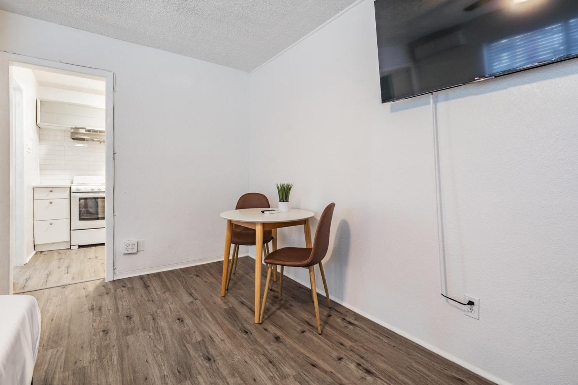 Elegant Studio Apartment In Downtown St Pete - Great Community Events! Сент-Пітерсбург Екстер'єр фото